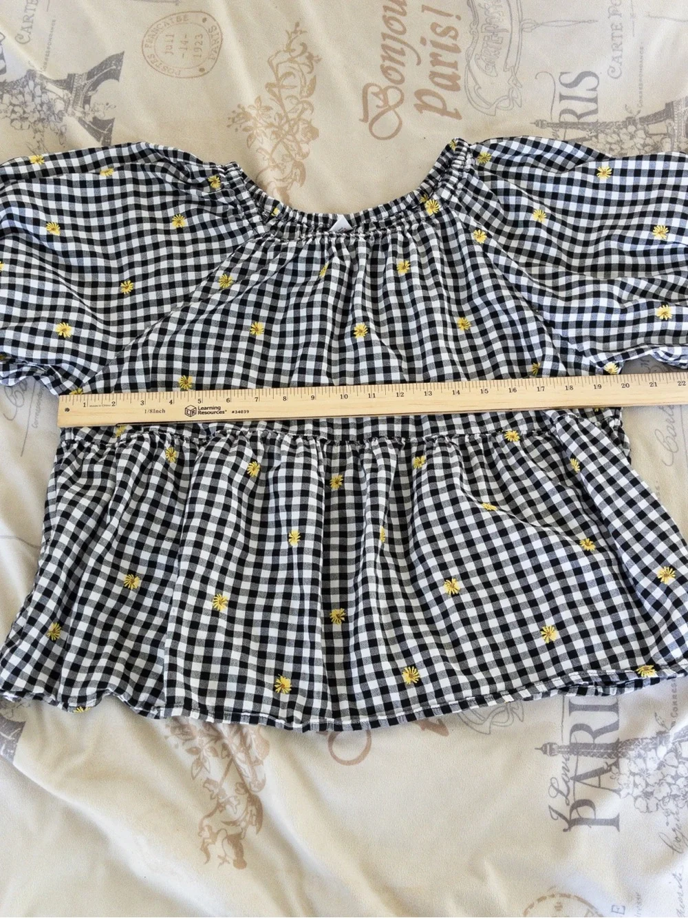 Old Navy Black & White Gingham Checkered Embroidered Daisy Babydoll Blouse Large
